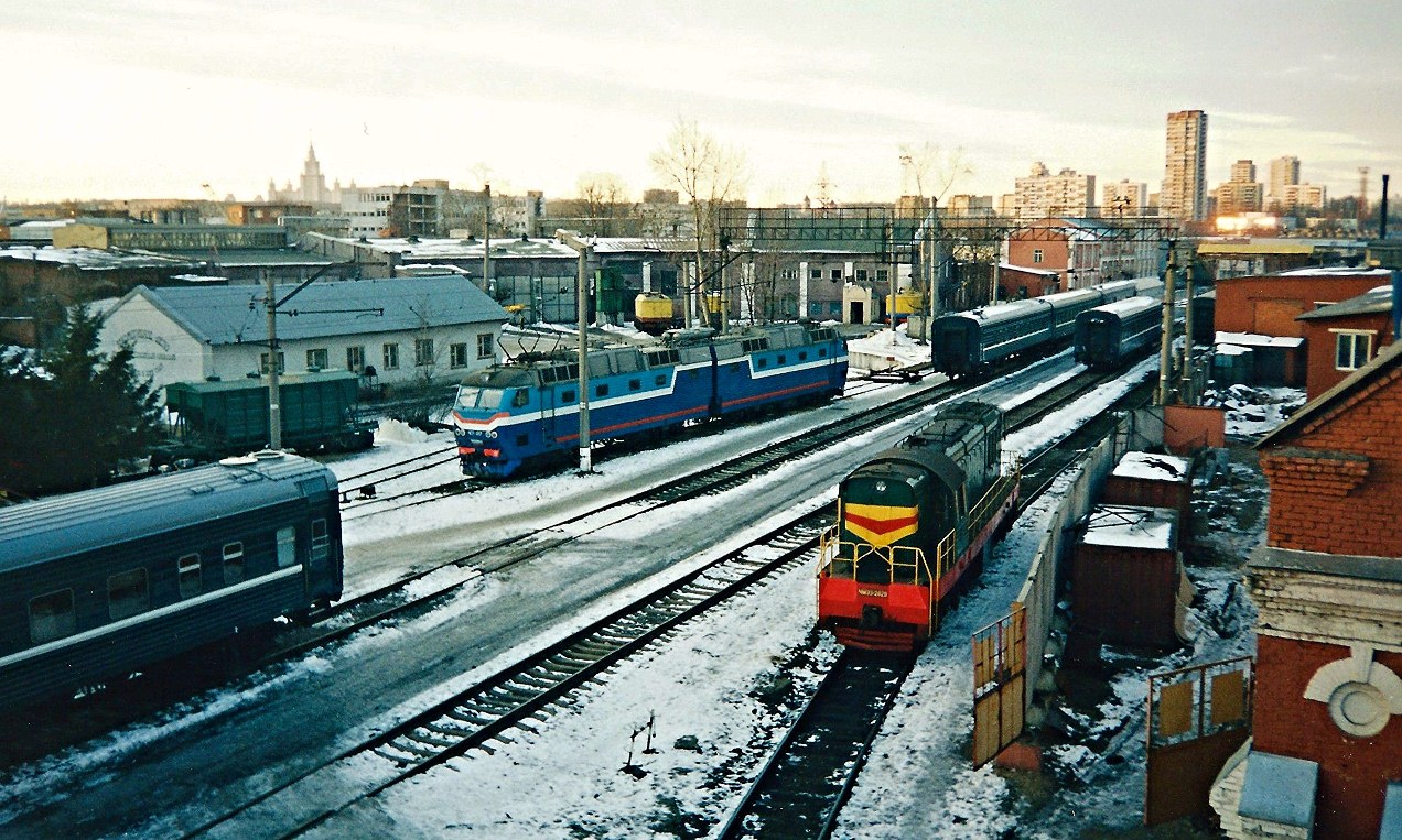 Московская железная дорога, № ЧС7-017 — ; Московская железная дорога, № ЧМЭ3-2829 — 