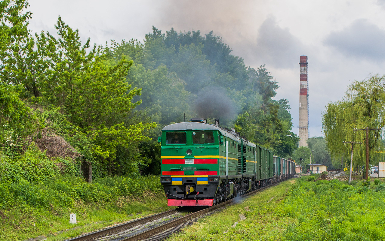 Одесская железная дорога, № 2ТЭ10М-2401 — 