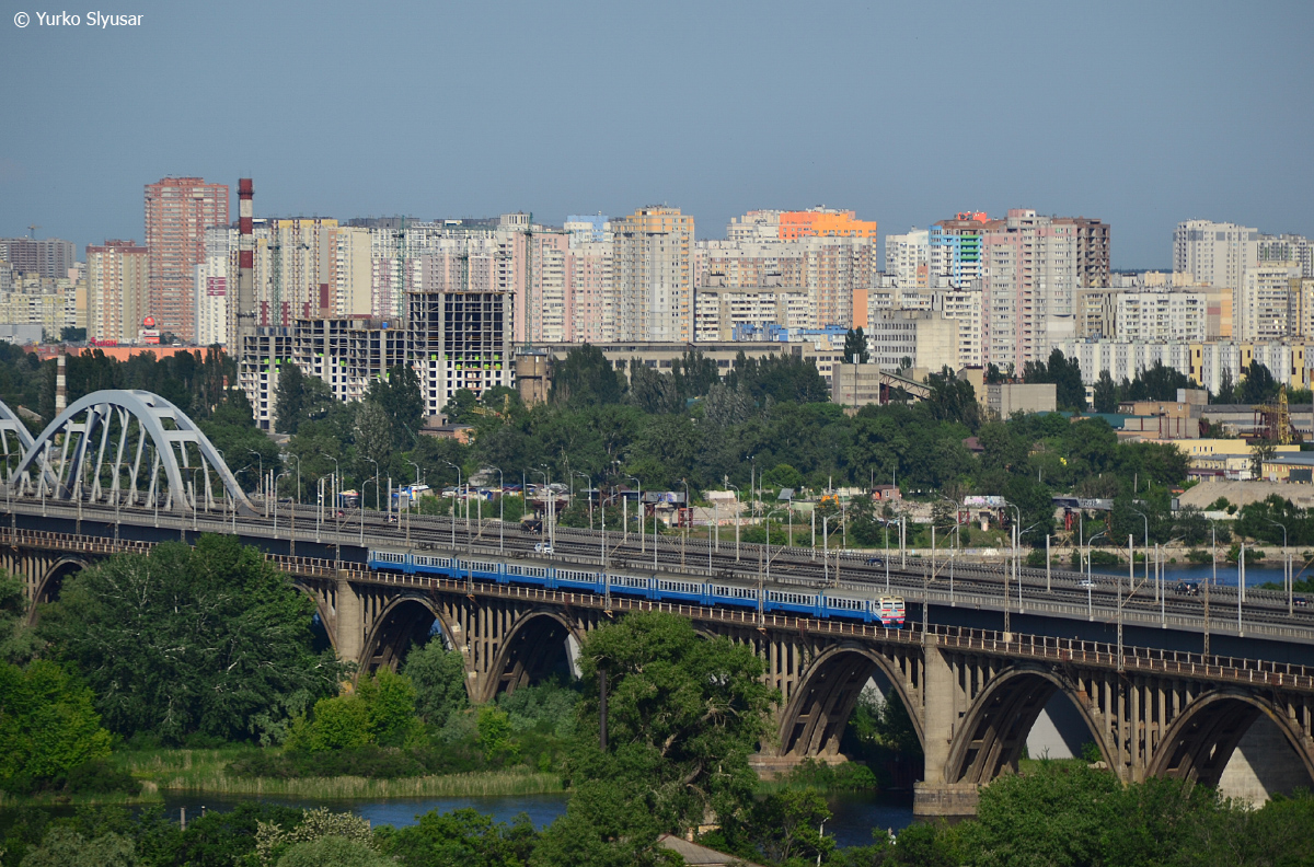 Юго-Западная железная дорога, № ЭР9М-392 — 