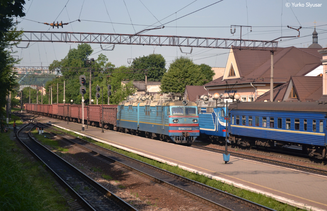 Львовская железная дорога, № ВЛ80Т-1866 — 