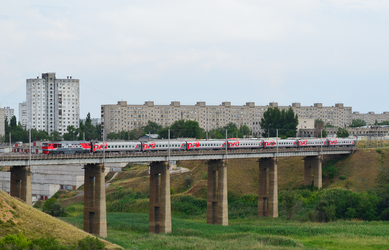 Приволжская железная дорога, № ТЭП70-0330 — 