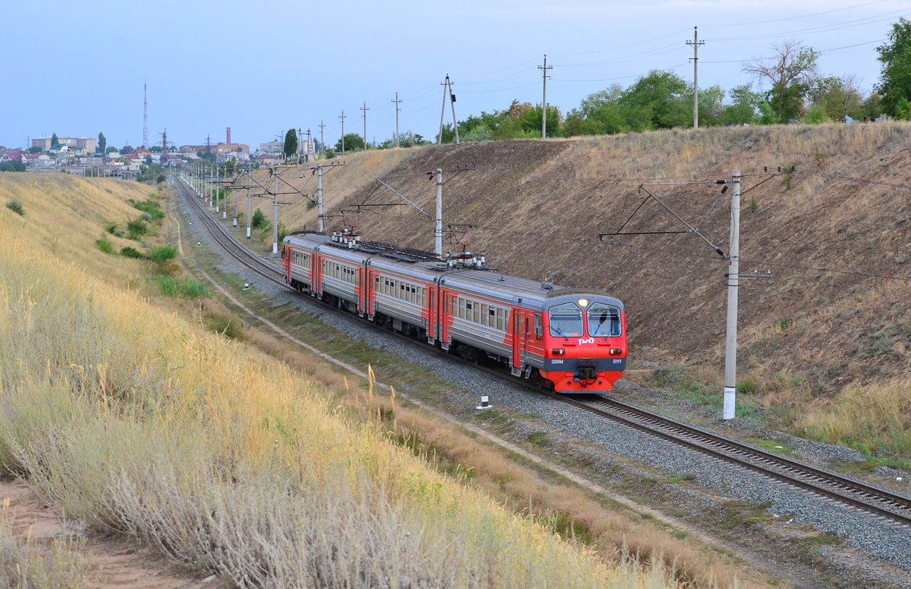 Приволжская железная дорога, № ЭД9М-0111 — 