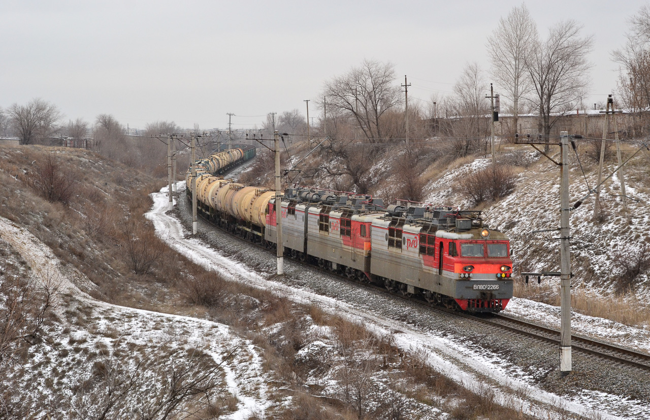 Приволжская железная дорога, № ВЛ80С-2266 — 