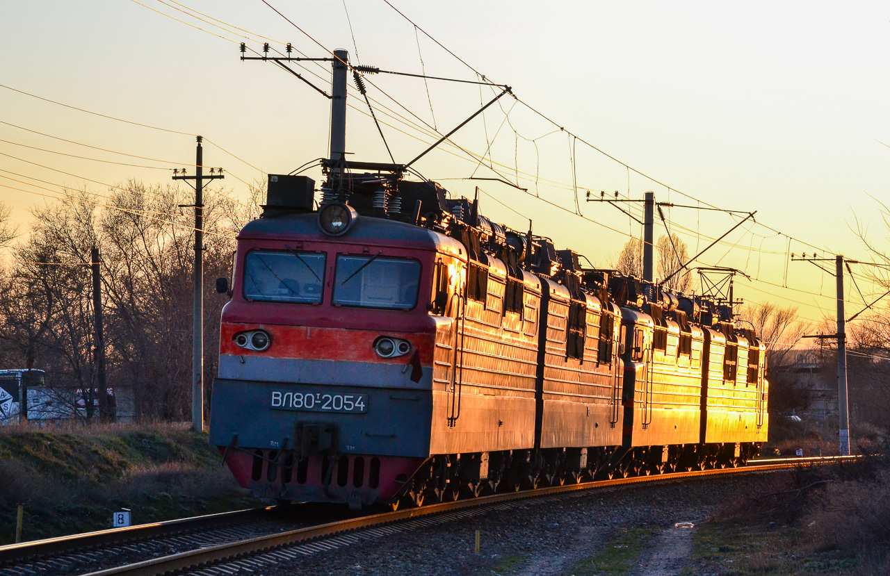 Северо-Кавказская железная дорога, № ВЛ80Т-2054 — 