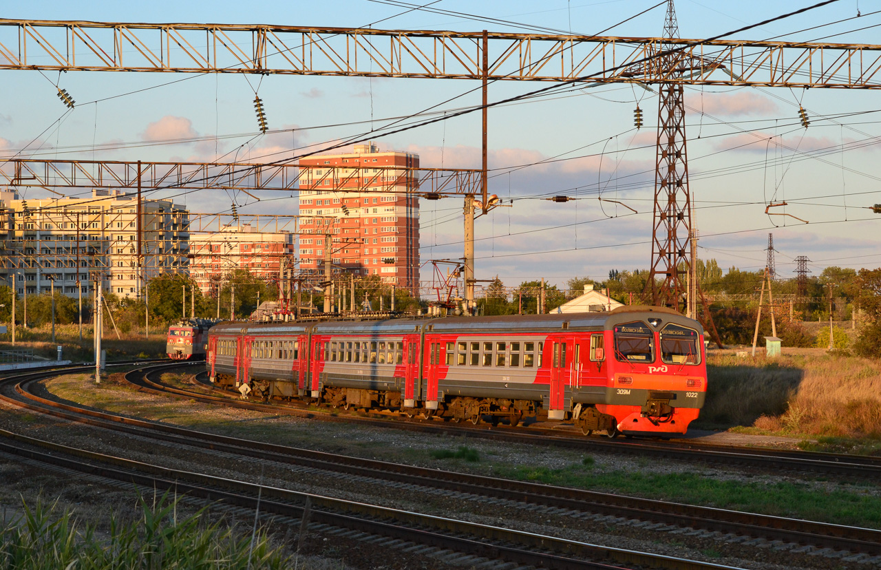 Приволжская железная дорога, № ЭД9М-1022 — 