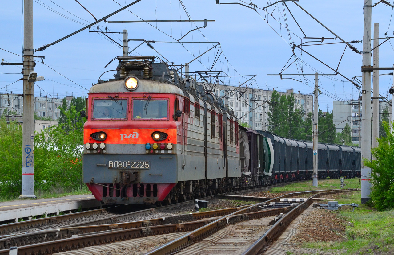 Приволжская железная дорога, № ВЛ80С-2225 — 