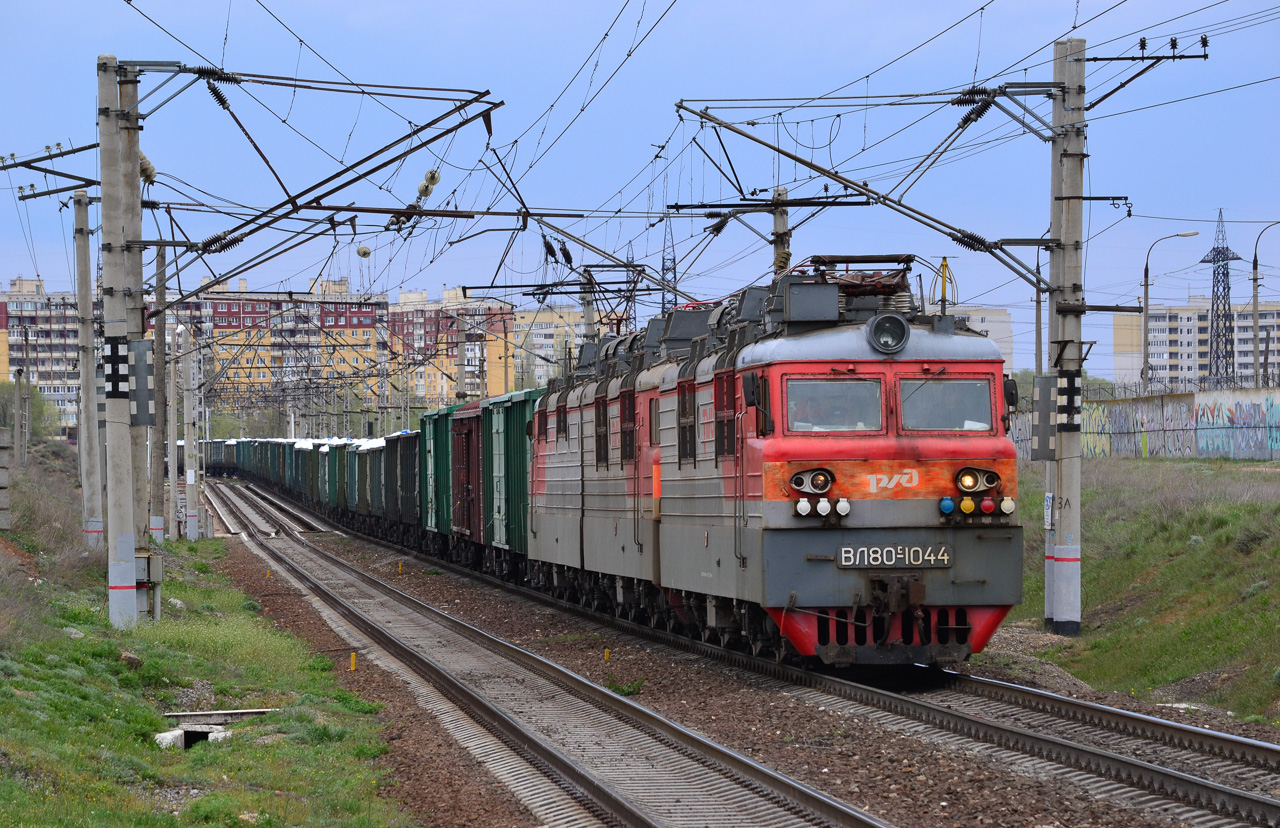 Приволжская железная дорога, № ВЛ80С-1044 — 