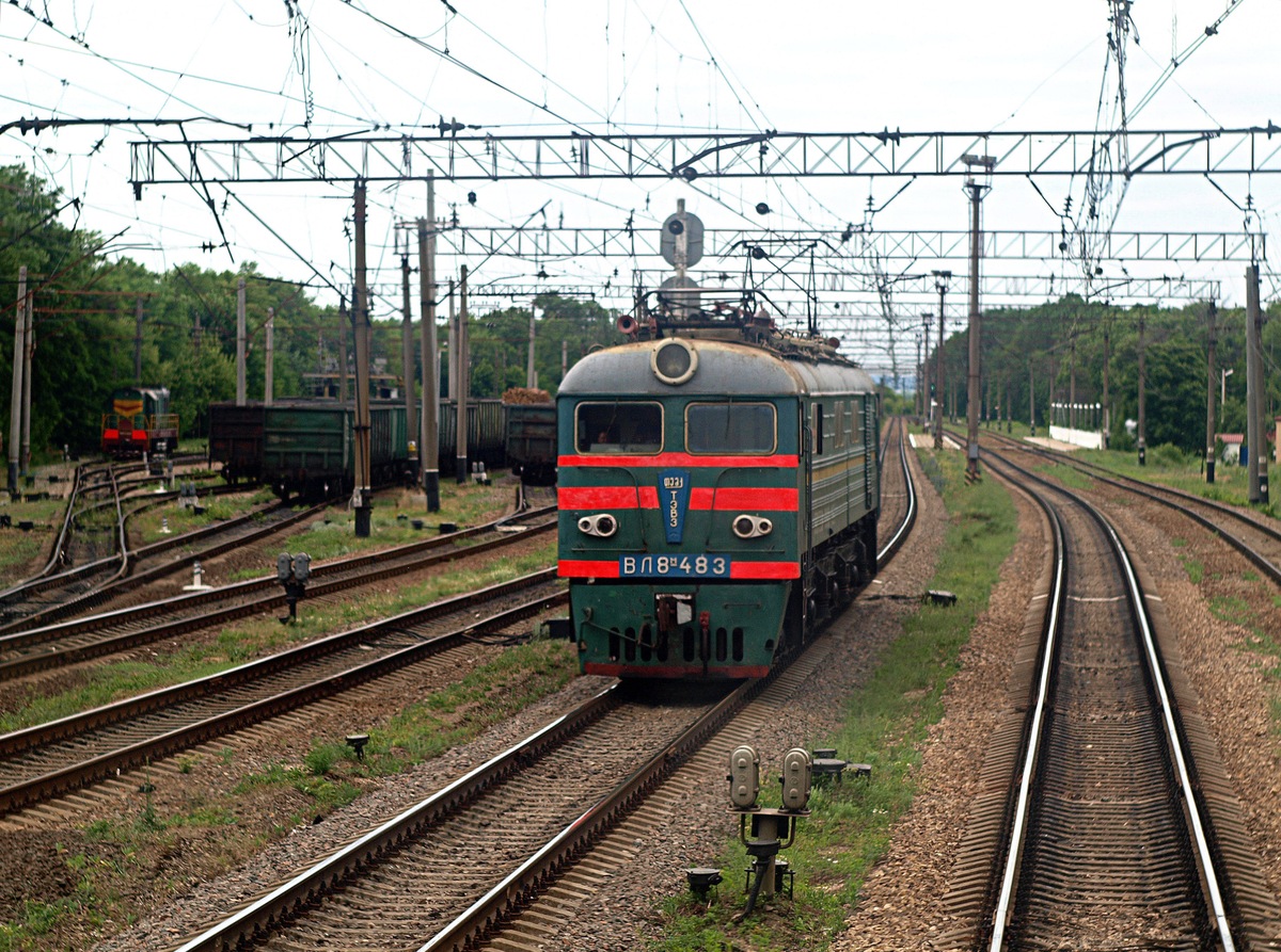 Приднепровская железная дорога, № ВЛ8М-483 — 