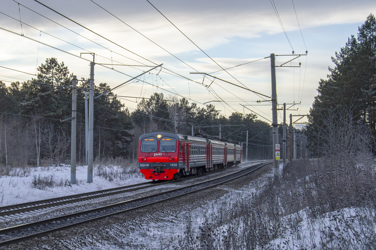 Свердловская железная дорога, № ЭД4М-1039 — 