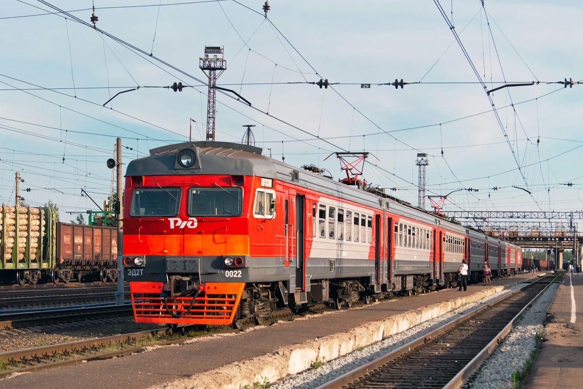 2 т т 1 м. Эд2т 001. Электропоезд эд2т-0026. Эд2т электропоезд. Эд2т Челябинск.