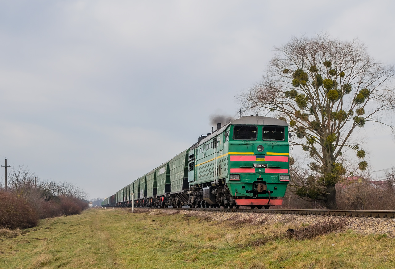 Одесская железная дорога, № 2ТЭ10М-2827 — 