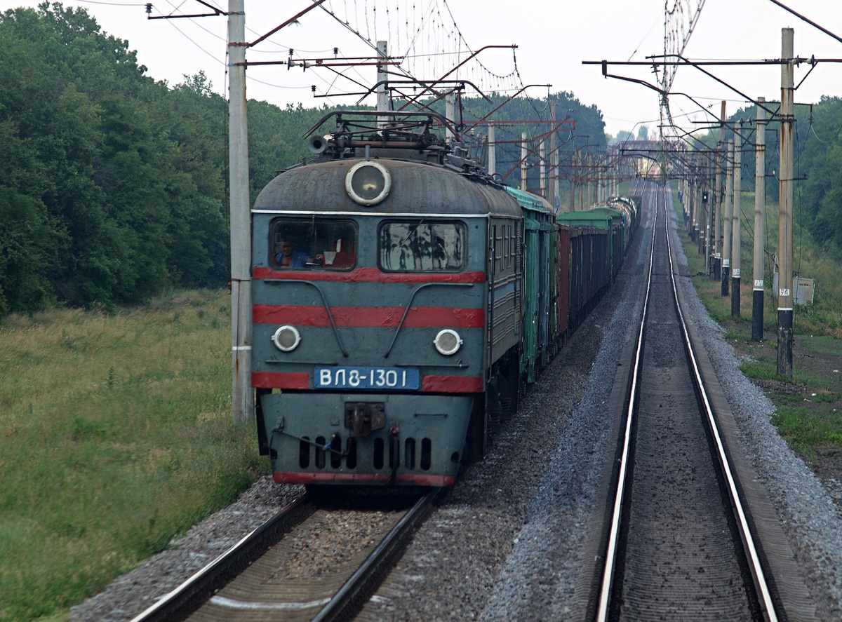 Приднепровская железная дорога, № ВЛ8-1301 — 