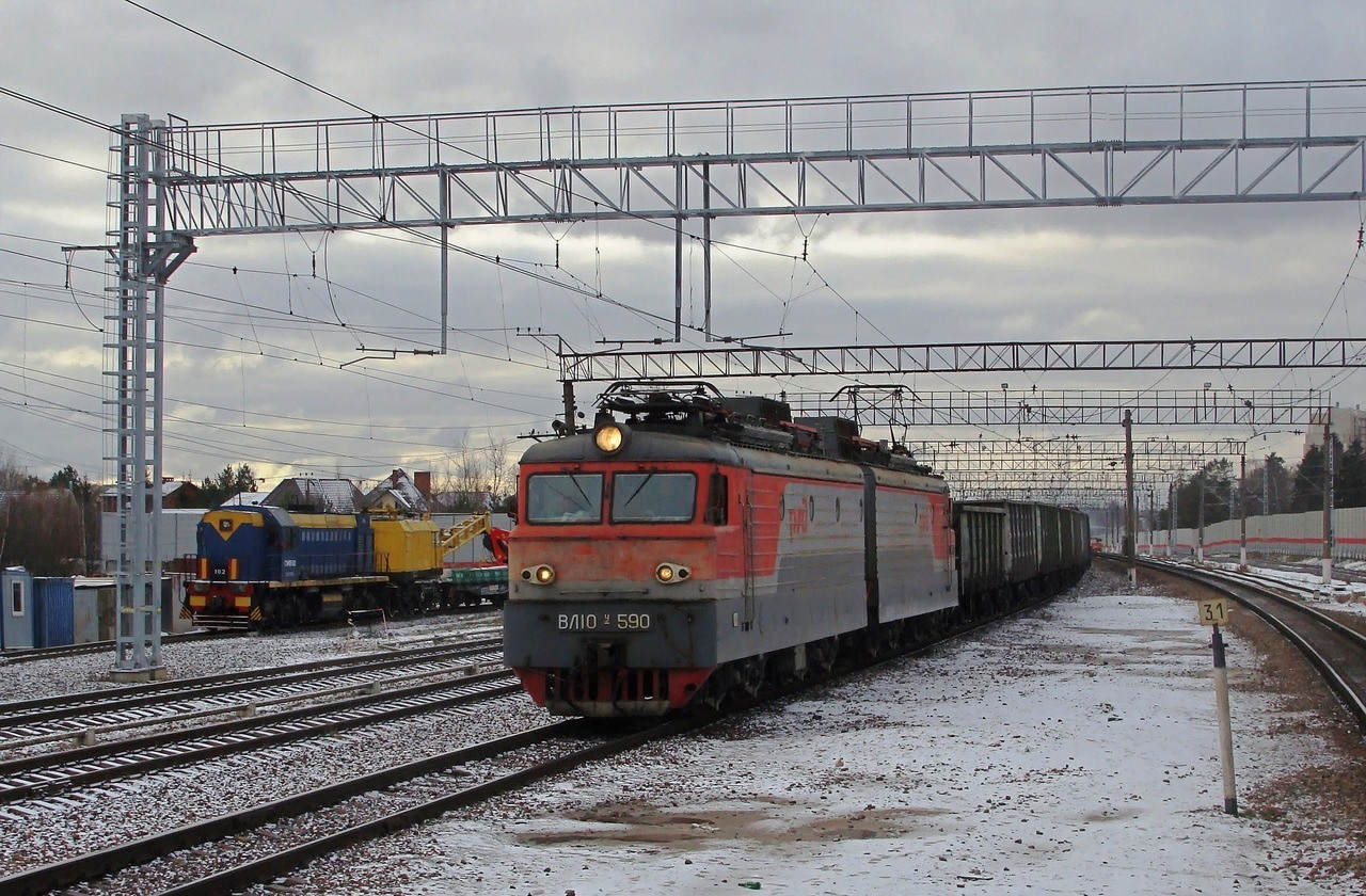 Московская железная дорога, № ТЭМ15-102 — ; Московская железная дорога, № КЖДЭ16-664 — ; Московская железная дорога, № ВЛ10У-590 — 