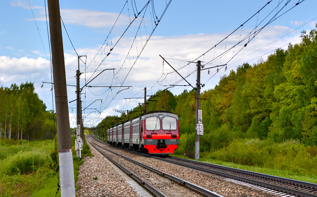 Московская железная дорога, № ЭД4М-0211 — 